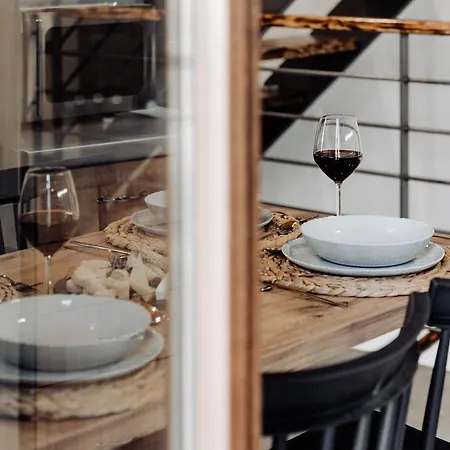 Semesterbostad Achilleas Cozy House *